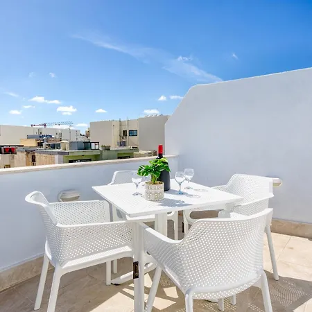Apartment Beautiful 2br Penthouse With Private Terrace & Bbq By 360 Estates St. Paul's Bay