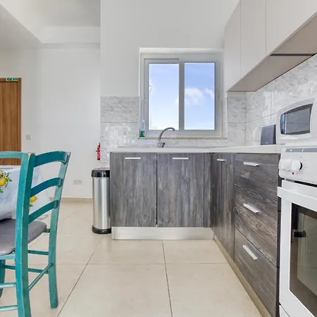 Beautiful 2br Penthouse With Private Terrace & Bbq By 360 Estates Διαμέρισμα *