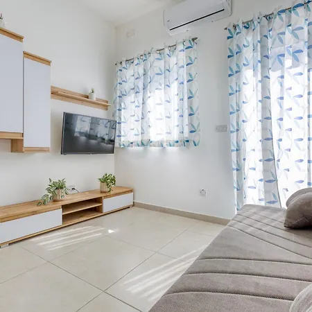 Beautiful 2br Penthouse With Private Terrace & Bbq By 360 Estates